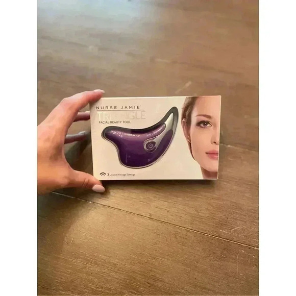 Nurse Jamie Triangle Massaging Facial Tool NIB - Picture 4 of 11